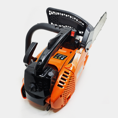FERĂSTRĂU MINI CU MOTOR – CU O MÂNĂ